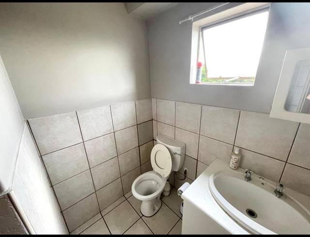 0 BEDROOM APARTMENT FOR SALE IN KANNONIERS PARK